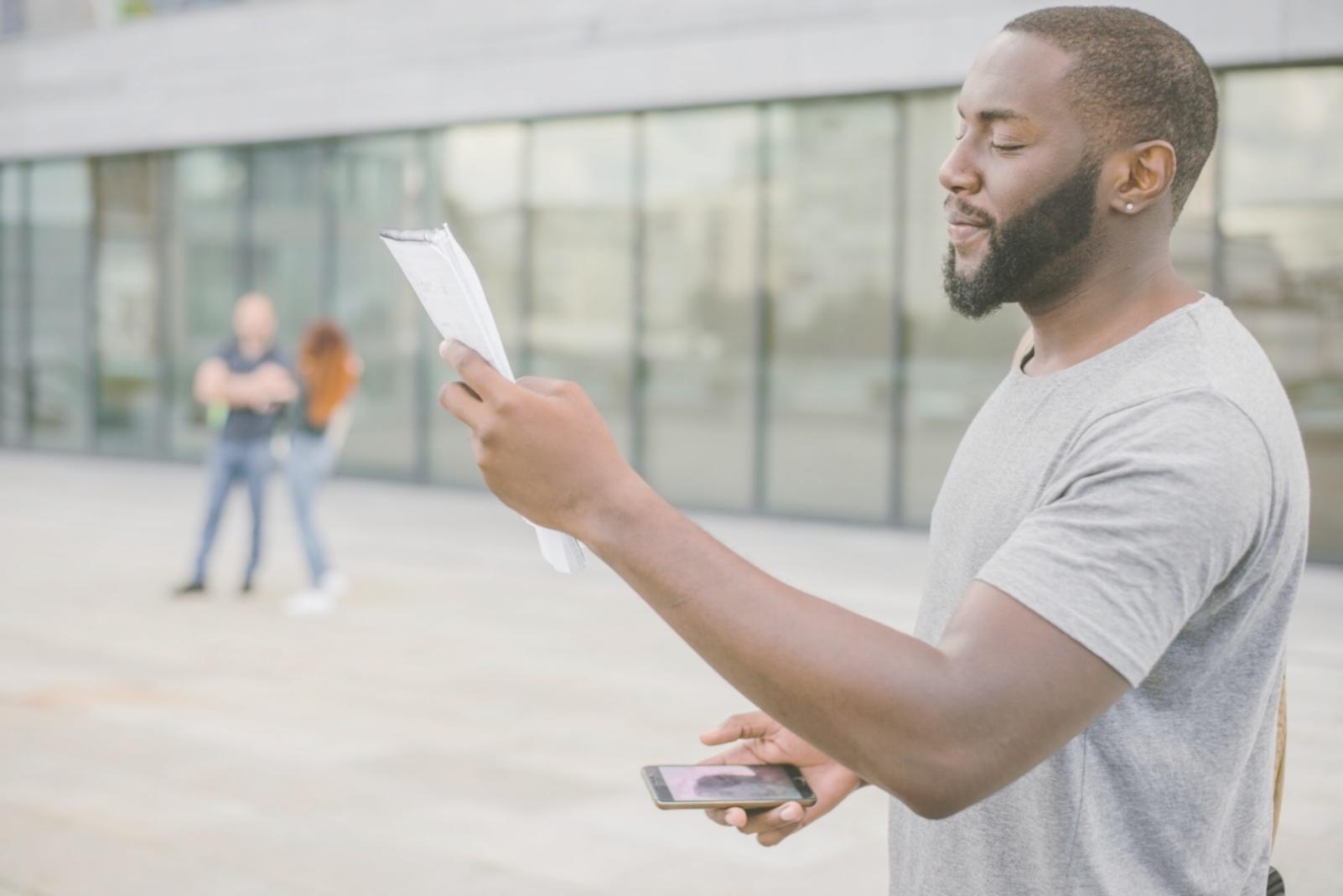 Interaktive Fintech-Lernumgebung mit modernen Analysewerkzeugen